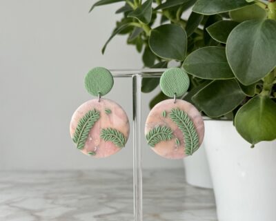 Cercei lungi, Rose Marble Meadow Monsteria