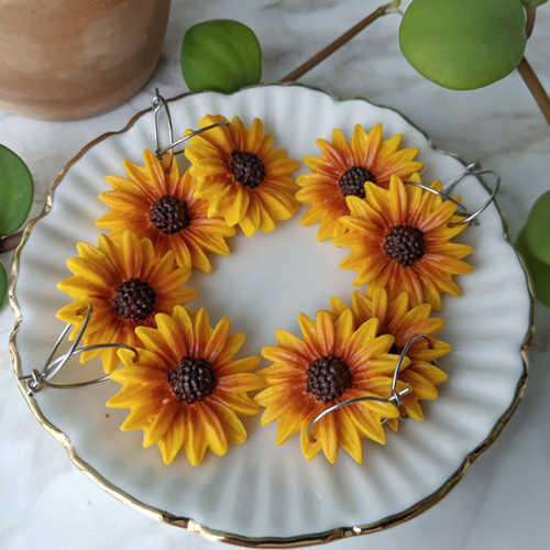 Colectia de vara, Monsteria